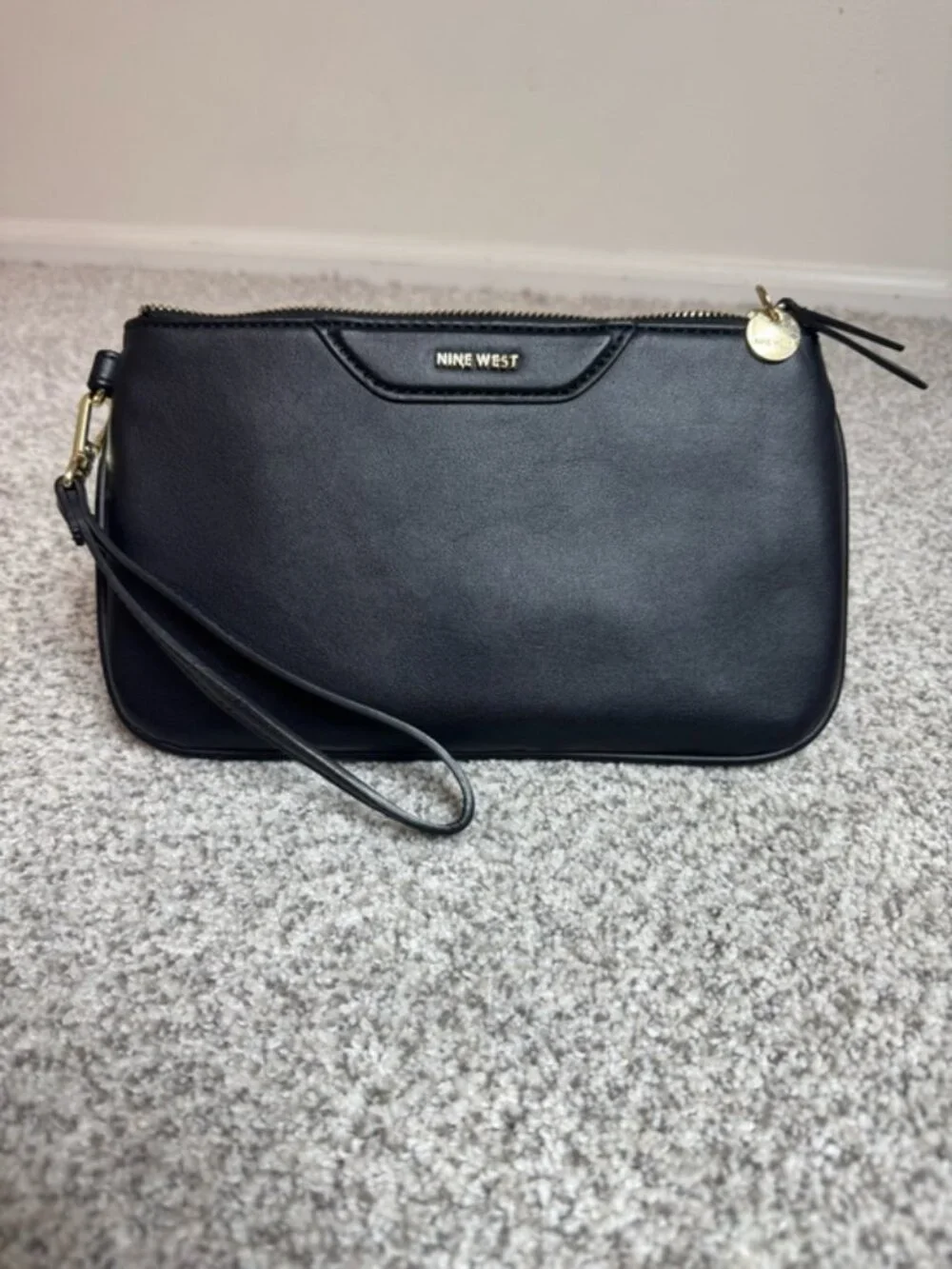 Nine West Black Vegan Leather Wristlet Clutch Bag Gold Hardware Minimalist Chic